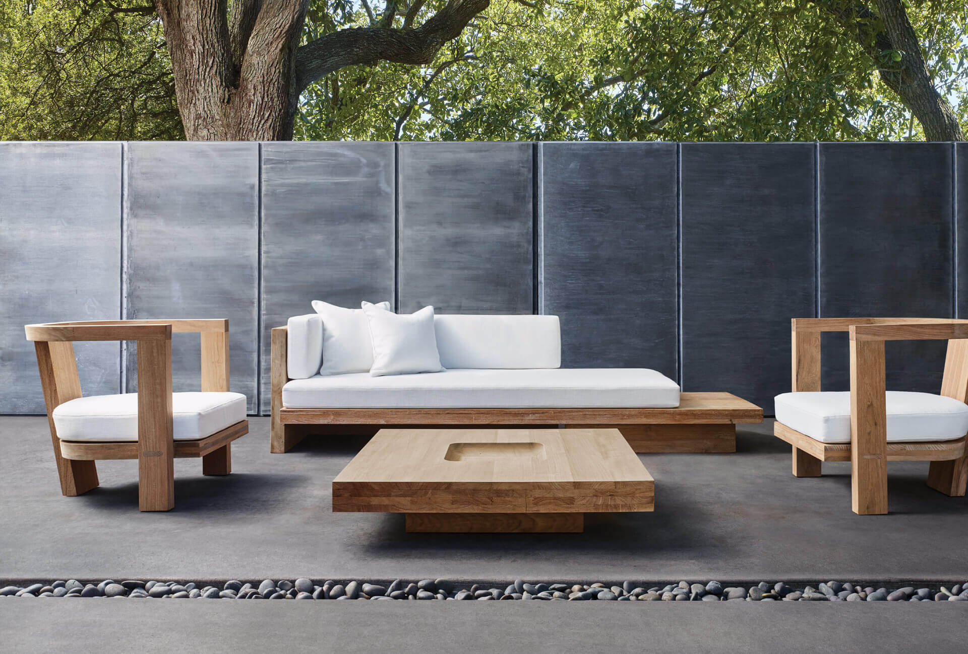 Perennials means beautiful performance, Rain or Shine