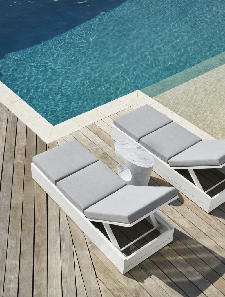 Beachside Armless Chaise | Sutherland Furniture