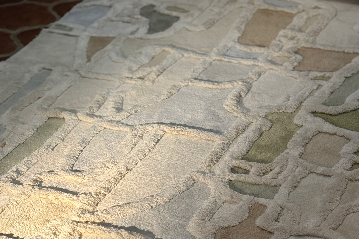 Scusi Shag Rug in Beach Glass