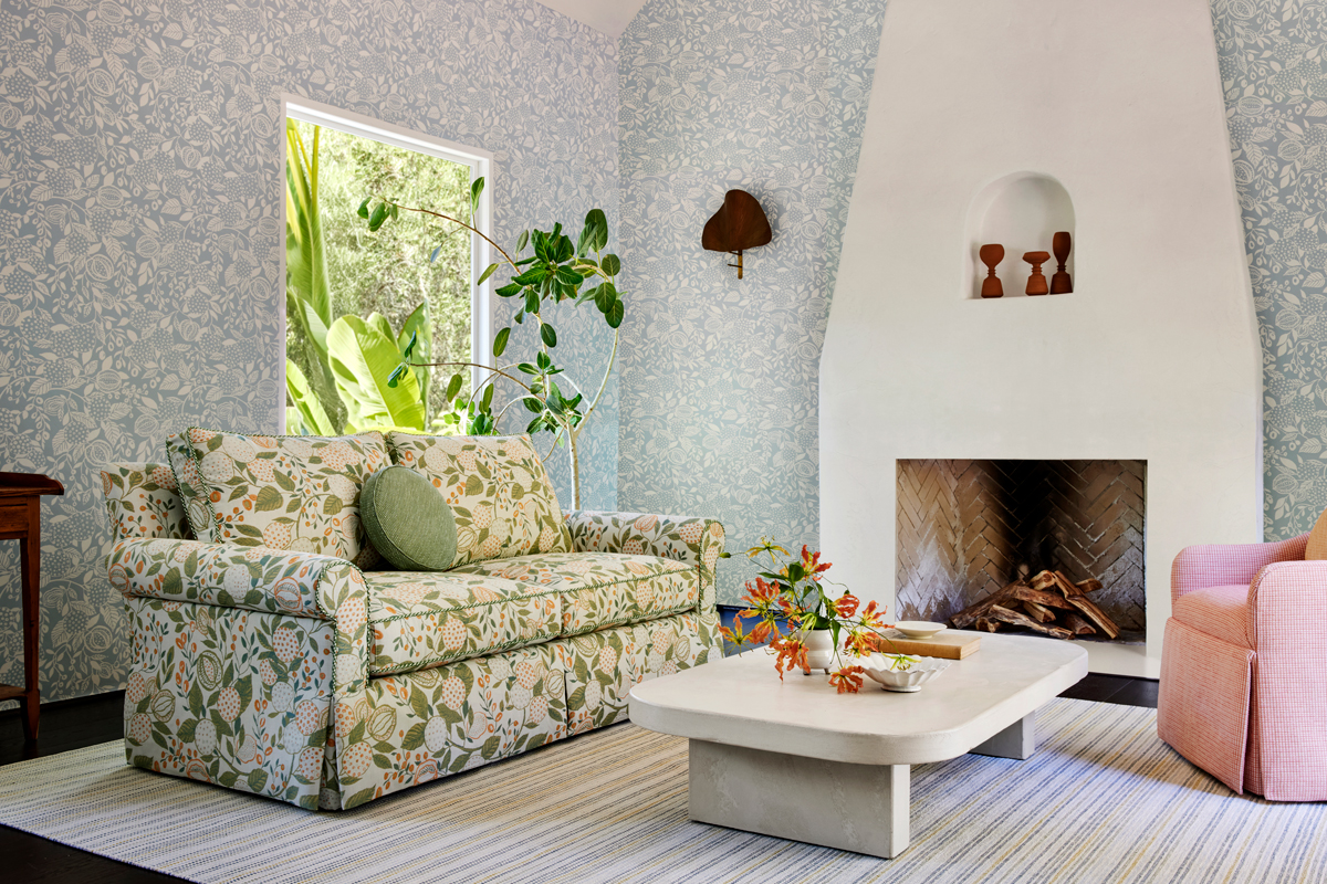 Al Fresco Wallcovering in Family Room