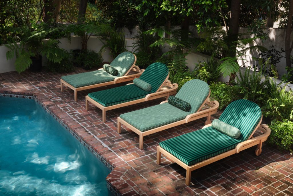 High Ball Upholstered Chaise